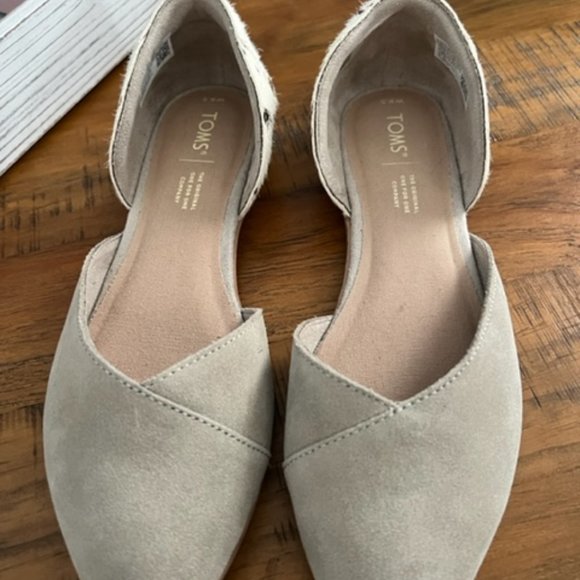 Women's Toms Julie Suede D'Orsay Flat - Taupe Size 8.5 - Picture 3 of 3